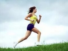 夏日不要盲目的運(yùn)動(dòng)，一定要采取科學(xué)的方式！